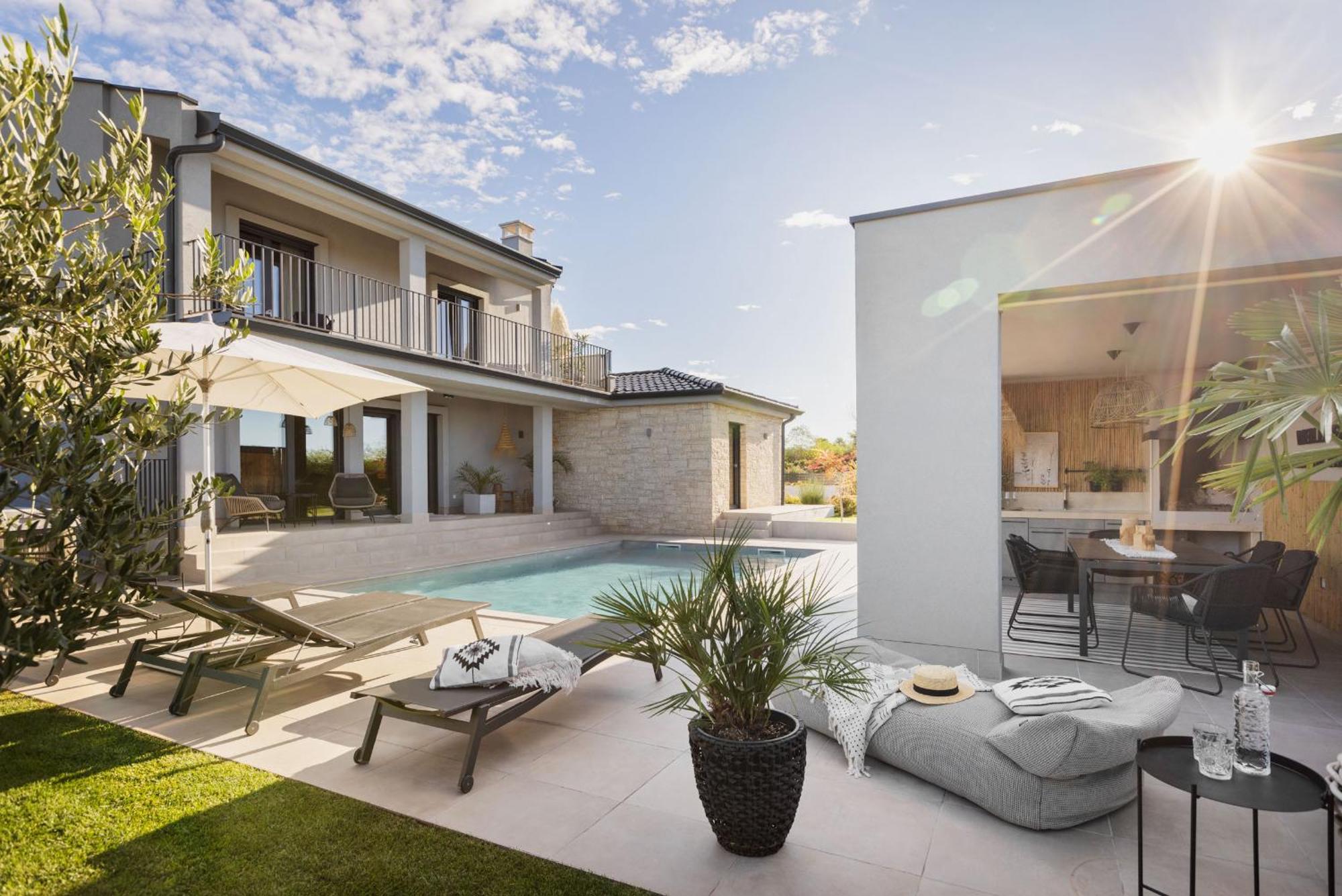 Villa Bewegte Berge Kaštelir Exteriér fotografie